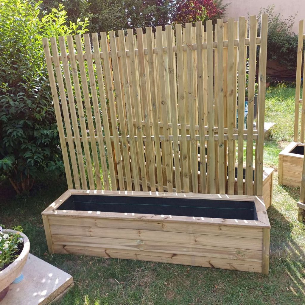 jardinière et treillis en bois 