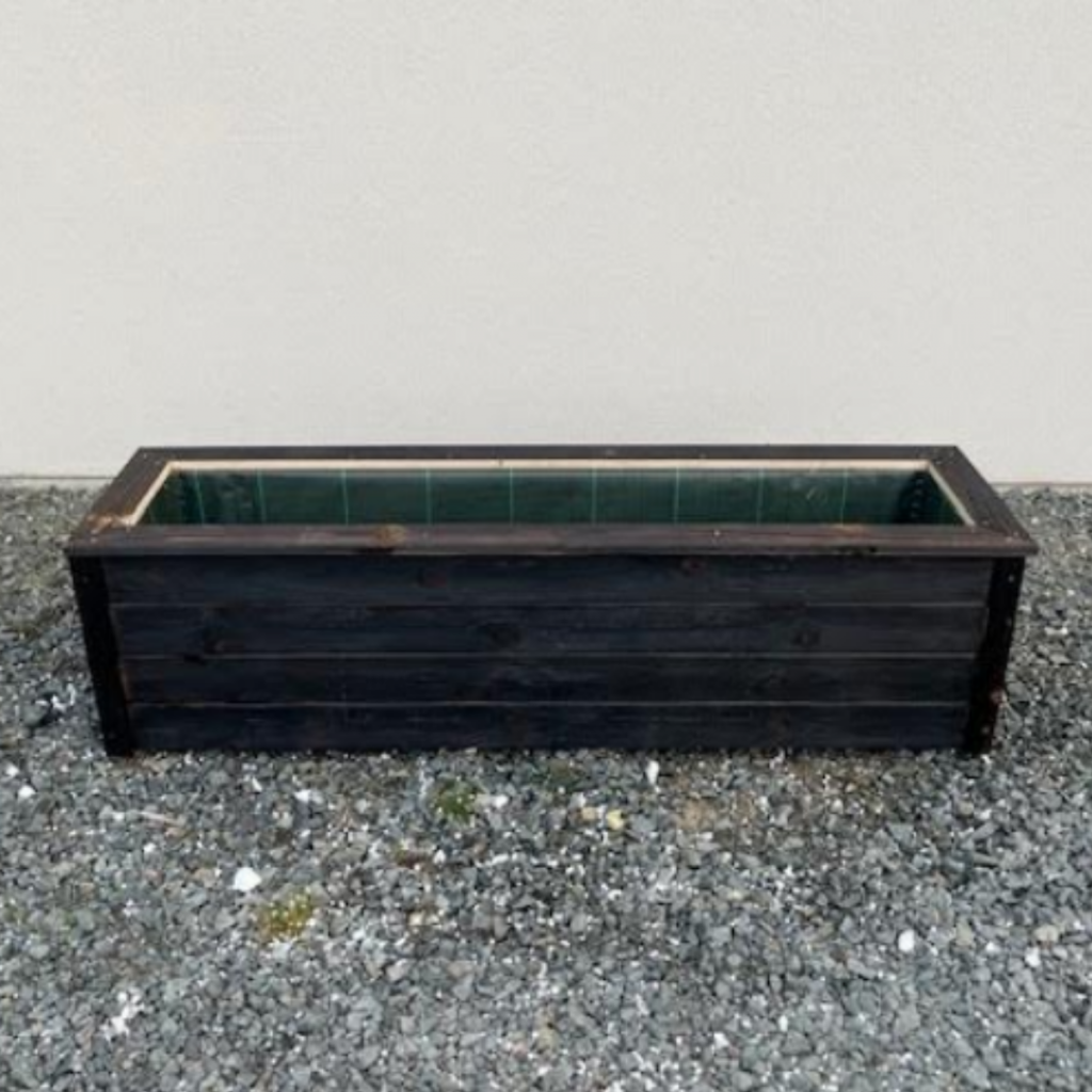 jardinière bois brûlé